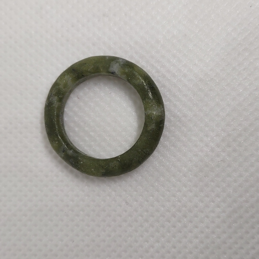 Jade Bangle Ring - Picture 2 of 3
